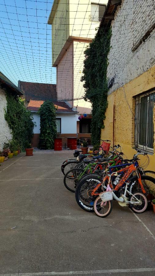 Home Hostel Σκόδρα Εξωτερικό φωτογραφία